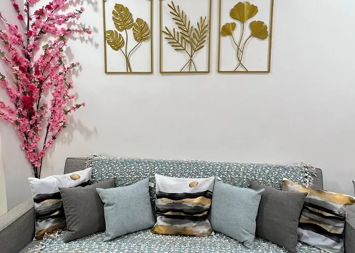 Japan Vibe Shaw Mrt Train Edsa 1br With Veranda Netflix Internet Prime Hbo Max Pool View * Manila