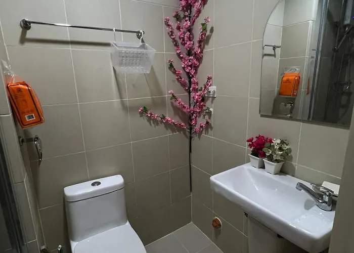 Japan Vibe Shaw Mrt Train Edsa 1br With Veranda Netflix Internet Prime Hbo Max Pool View * Manila